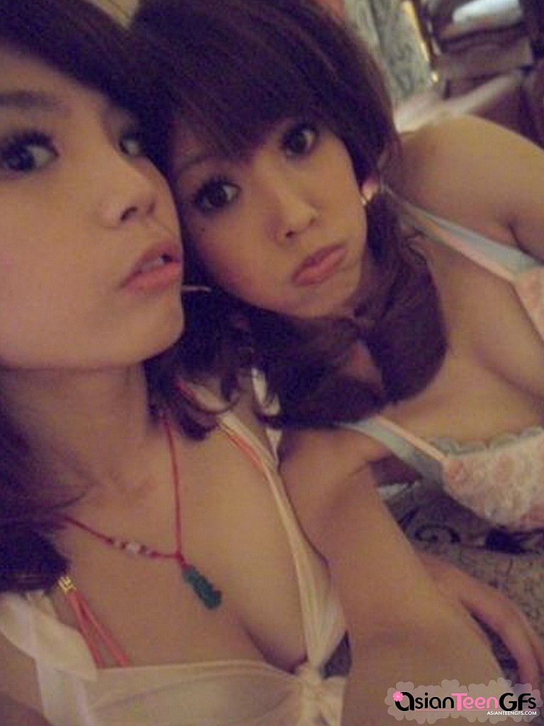 Thai indonesian girls pussy blowjob